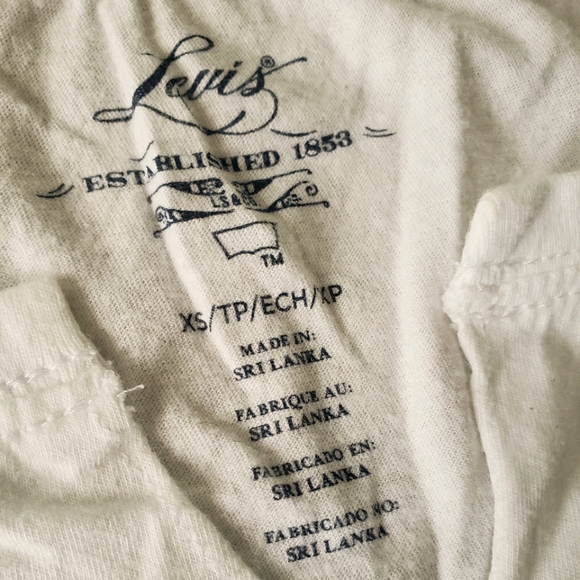 Levi's California Bear Graphic Tee - Picture 8 of 8